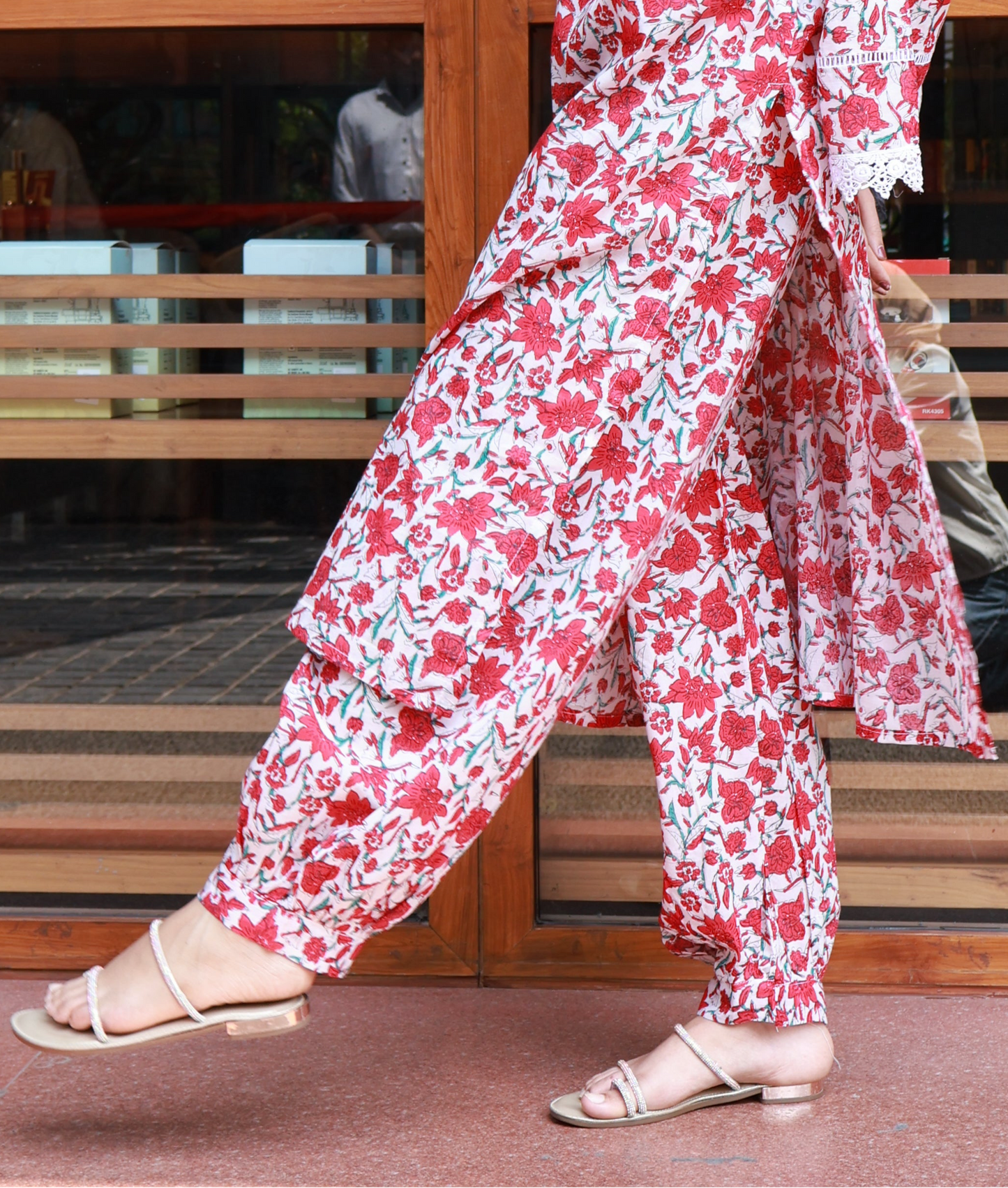 Lightweight red kurta palazzo with white print – festive outfit for women who love subtle ethnic elegance