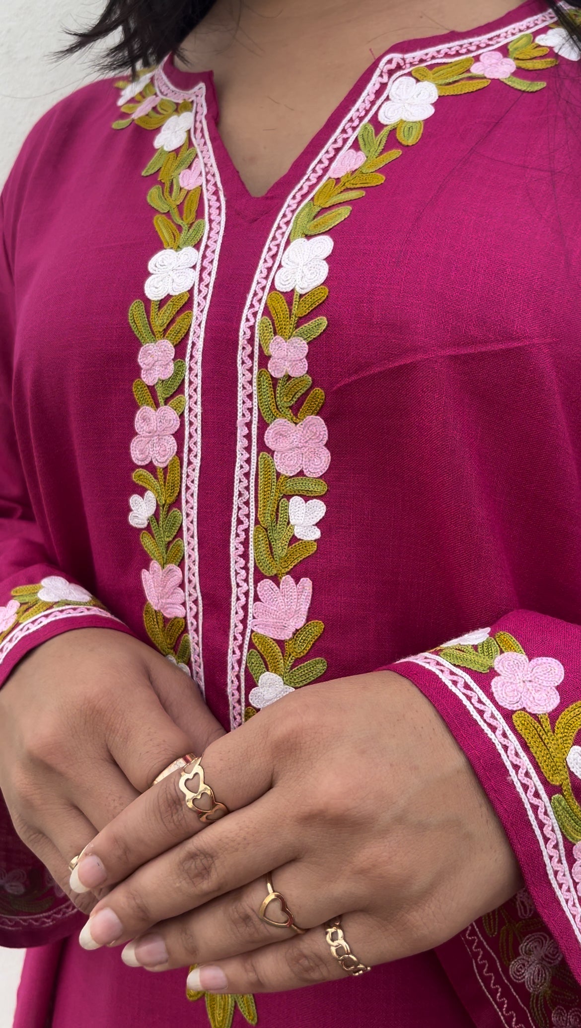 Close-up of hand embroidery and lace neckline on the Amairah kurta – Begum's luxury ethnic wear
