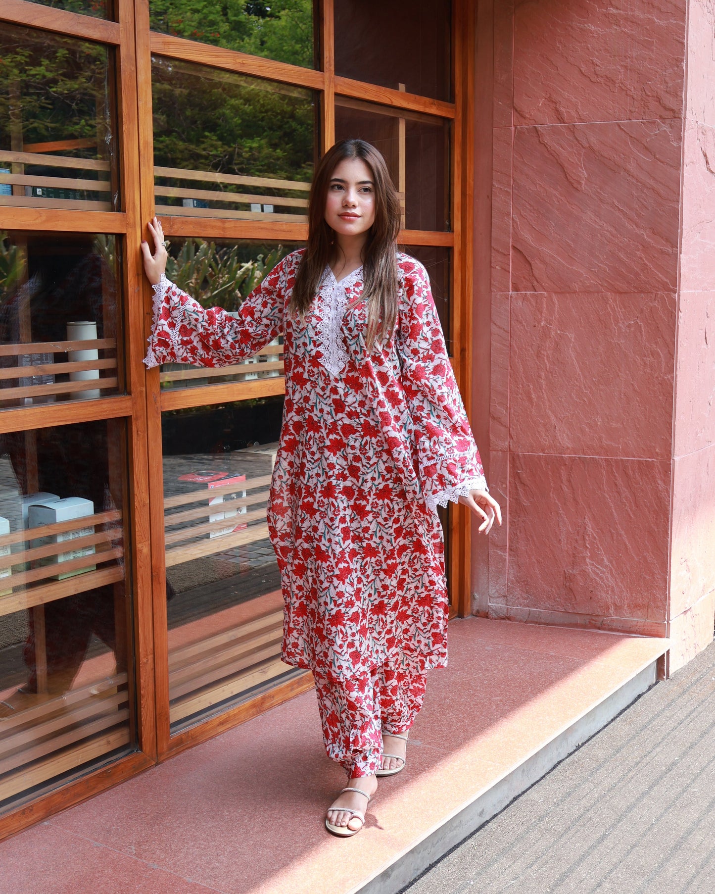 BEGUM’S red floral kurta set – elegant and breathable eastern wear for classy Indian women