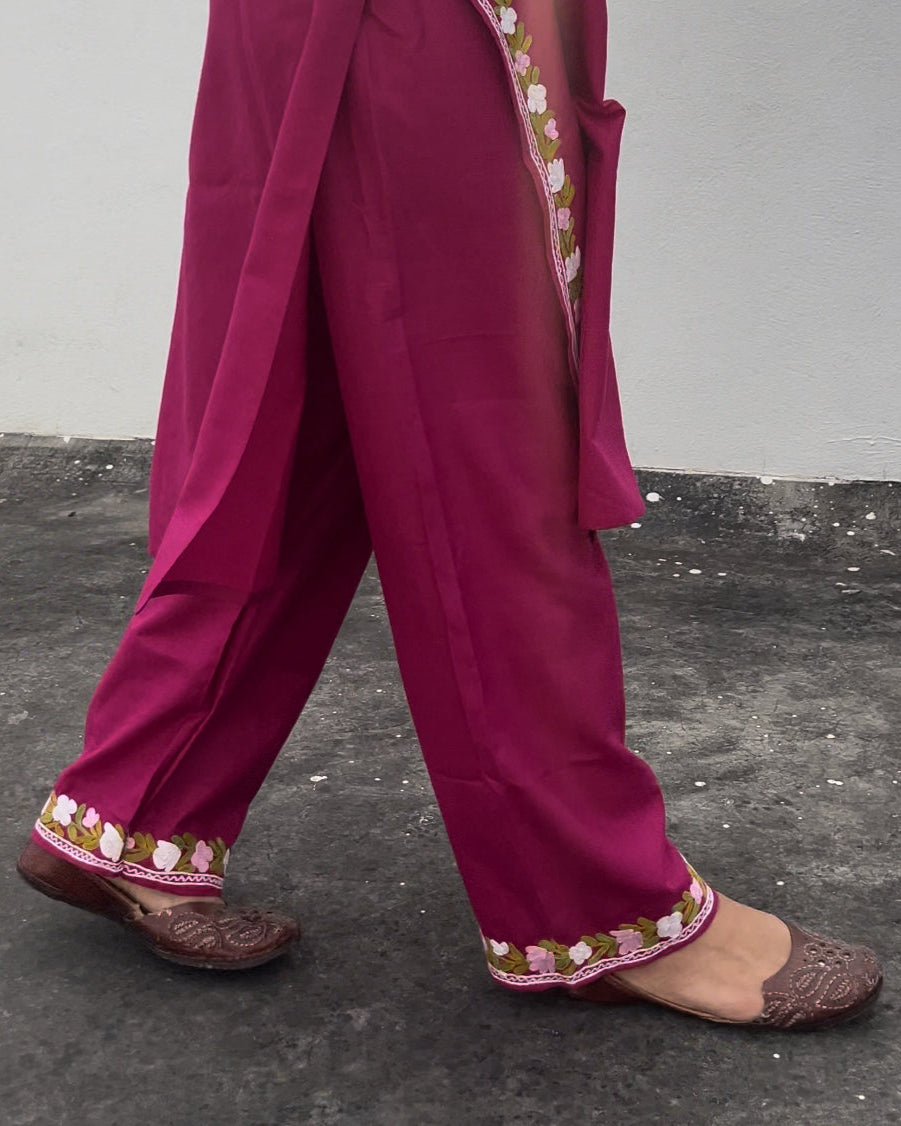 Amairah أميرة by BEGUM’s - embroidered kurta set