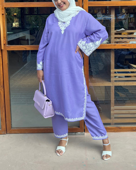 Full outfit look of Huzam kurta set – straight-fit lavender suit with intricate white threadwork and bell sleeves