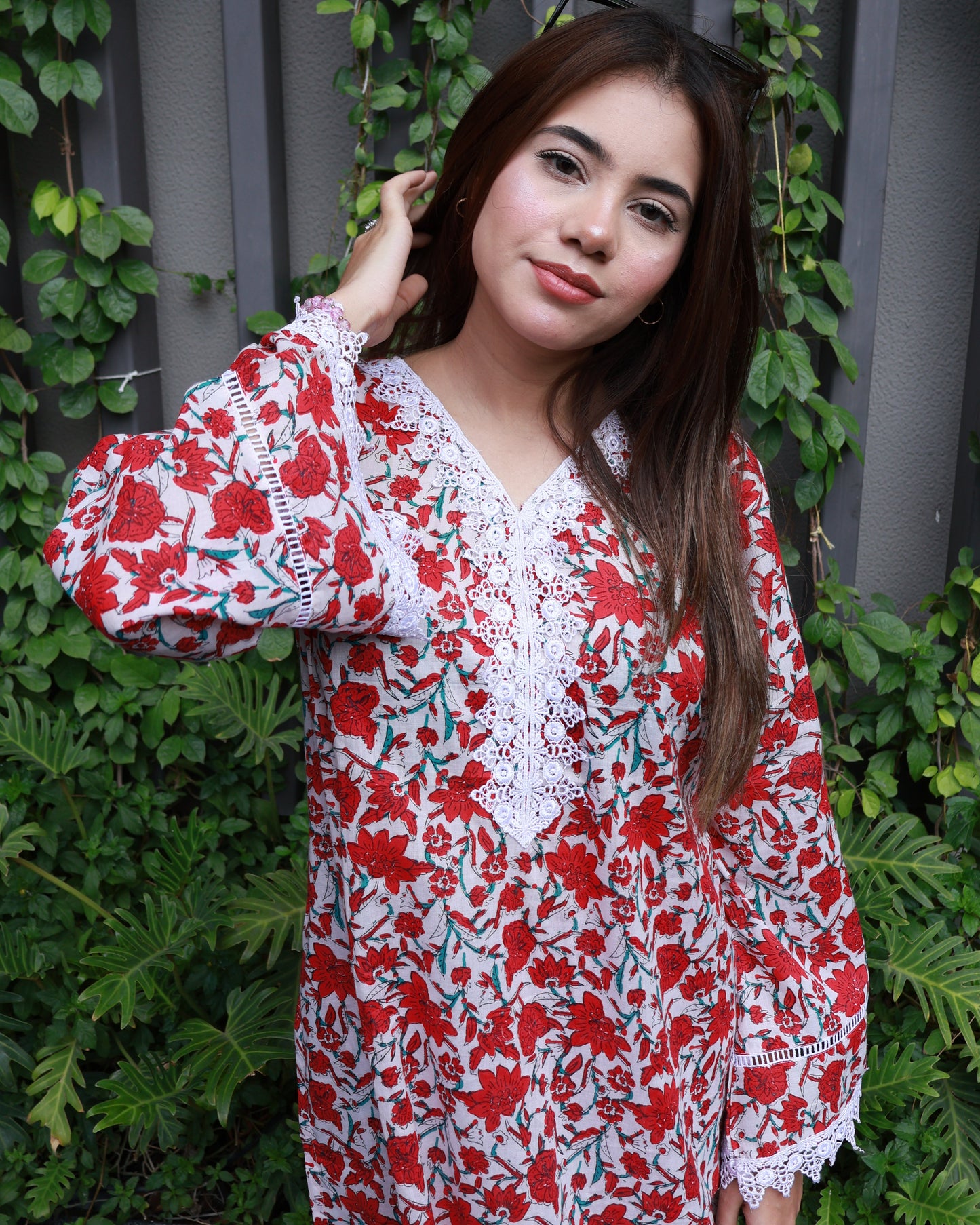 Lace-detailed red kurta palazzo set – best lightweight Indian outfit for modern summer festivals