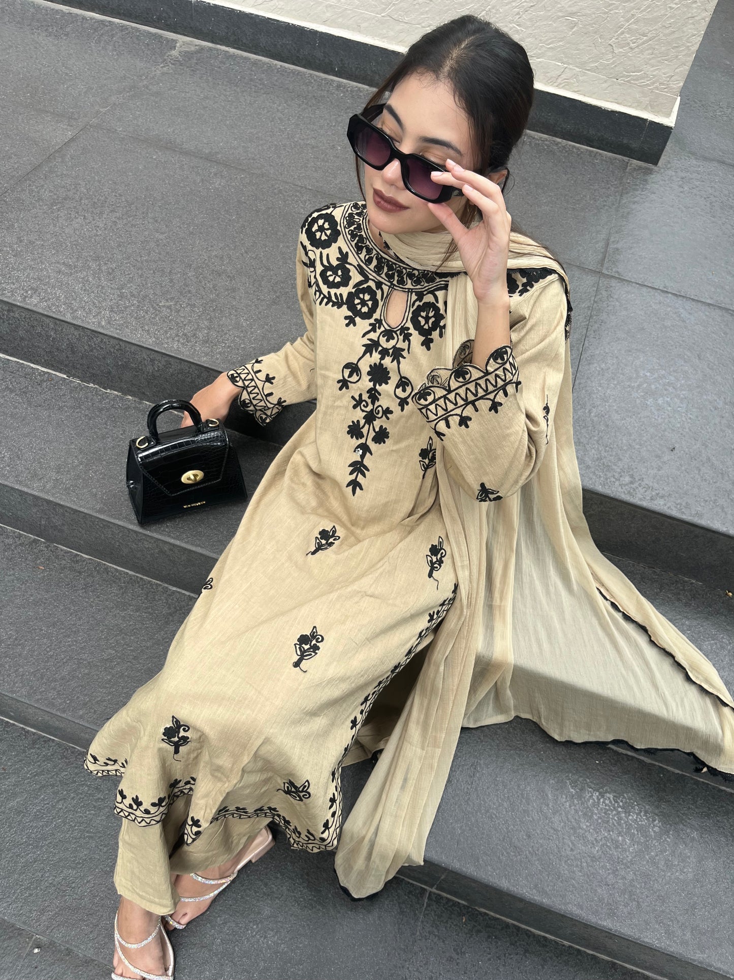 Shizaa - Embroidered Fall set