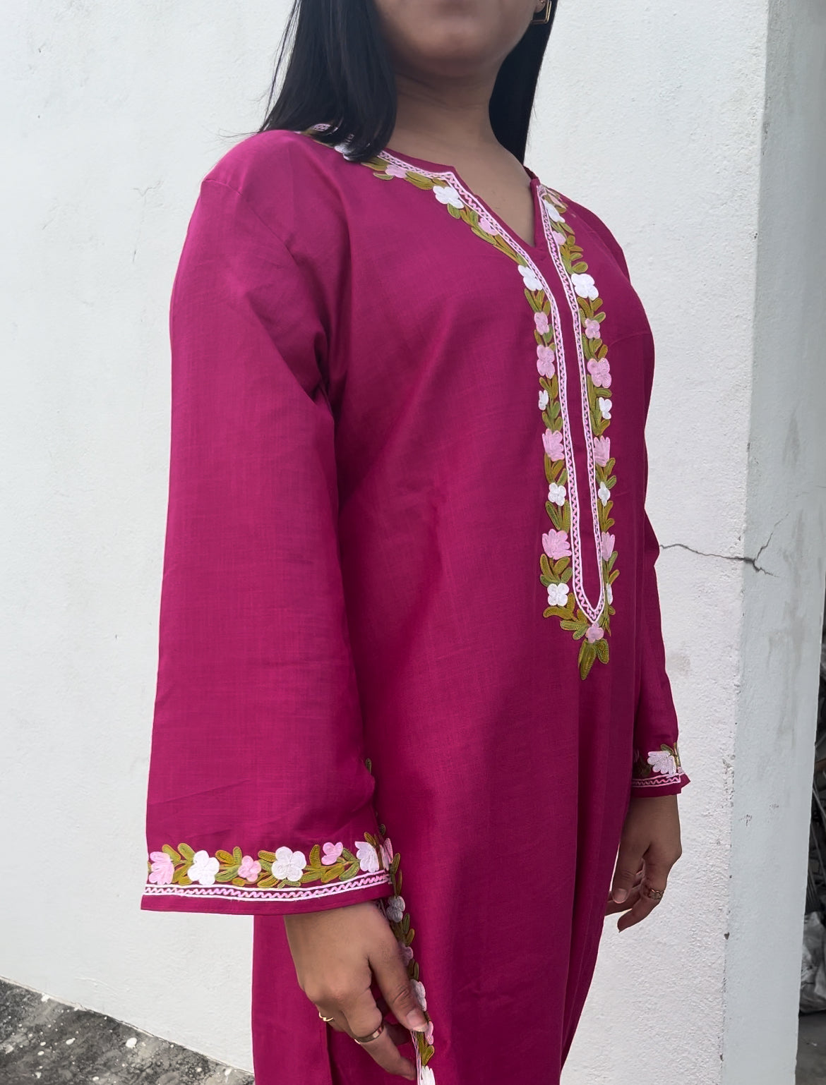 Amairah أميرة by BEGUM’s - embroidered kurta set
