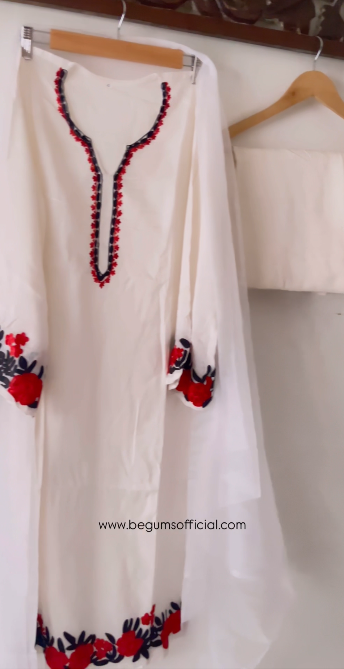 ~S a v e r a h🕊️ by BEGUM’S - pure silk suit set