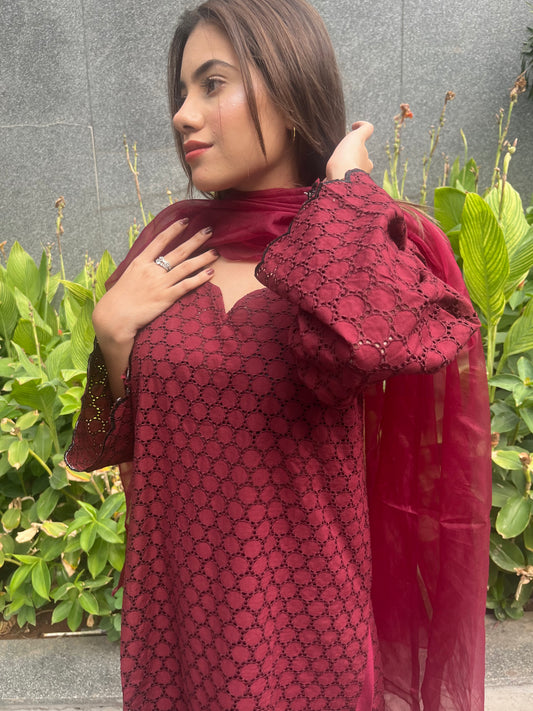 Surkh by BEGUM’S - cut work suit set