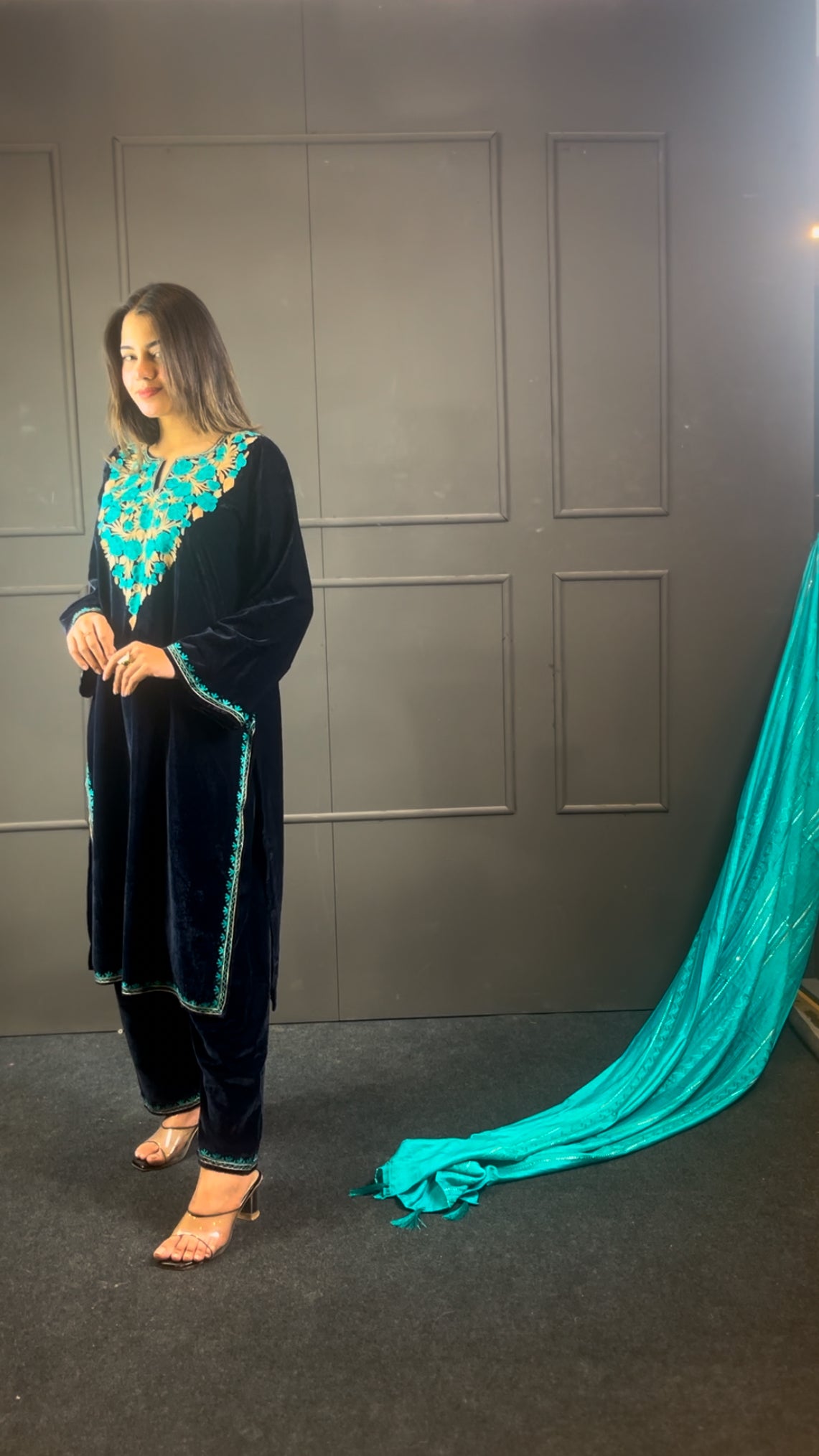 Luxury fits by BEGUM’S✨ velvet embroidered suit