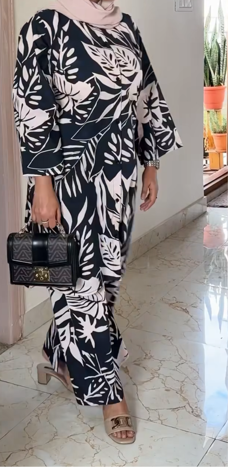 BEGUM'S Summer Noir Kurta set 🖤